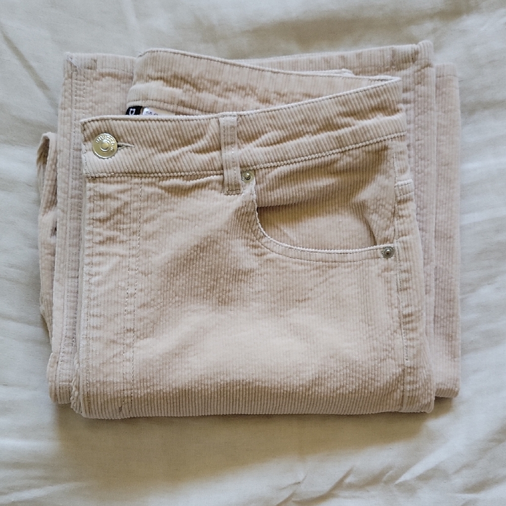 H&M DIVIDED Beige Corduroy Pants